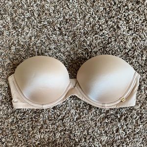 Victoria’s Secret Strapless Push-Up Bra